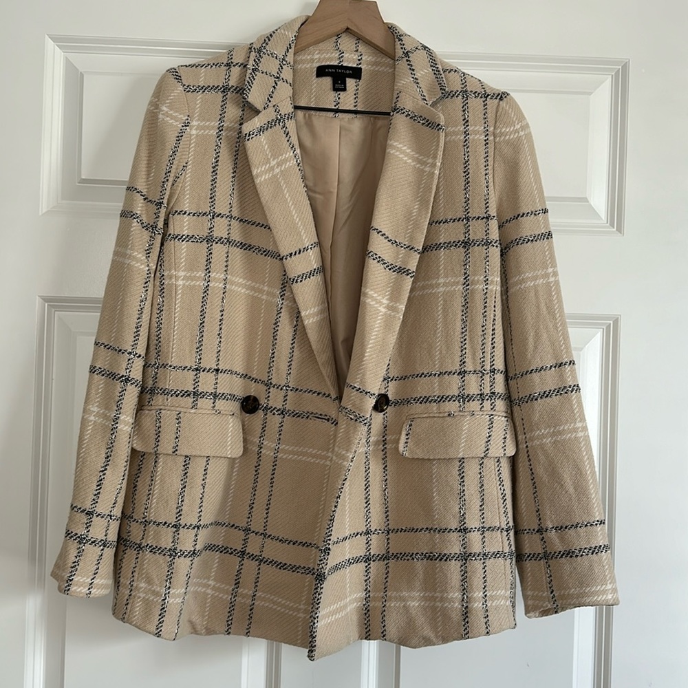 Ann Taylor Blazer size small